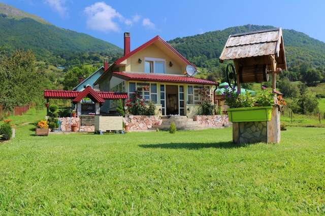 Дома для отпуска Vila Merak Gusinje-36