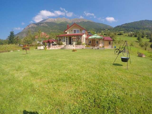 Дома для отпуска Vila Merak Gusinje-52