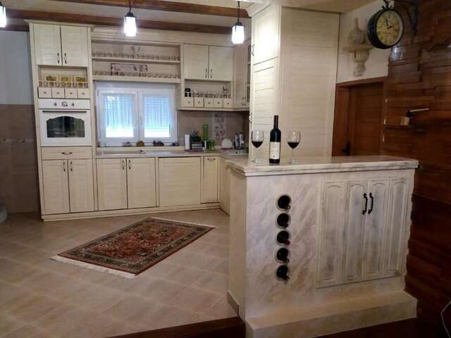 Дома для отпуска Vila Merak Gusinje-71